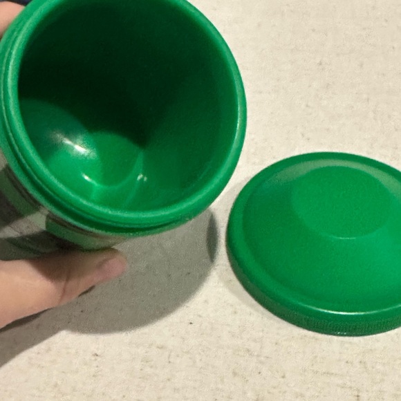 Crayola Crayon Insulated Food Storage Containers - Picture 3 of 3